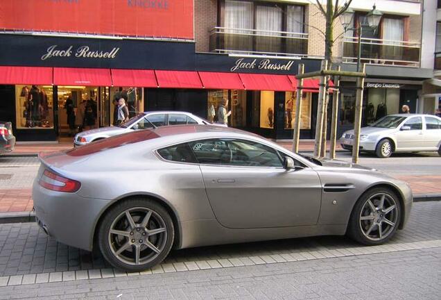 Aston Martin V8 Vantage