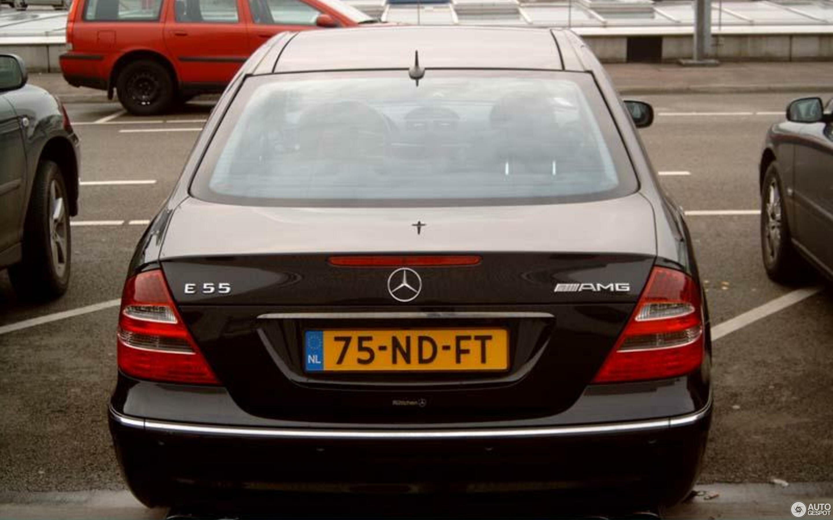 Mercedes-Benz E 55 AMG