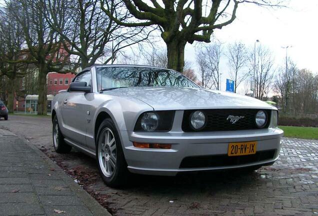 Ford Mustang GT Convertible