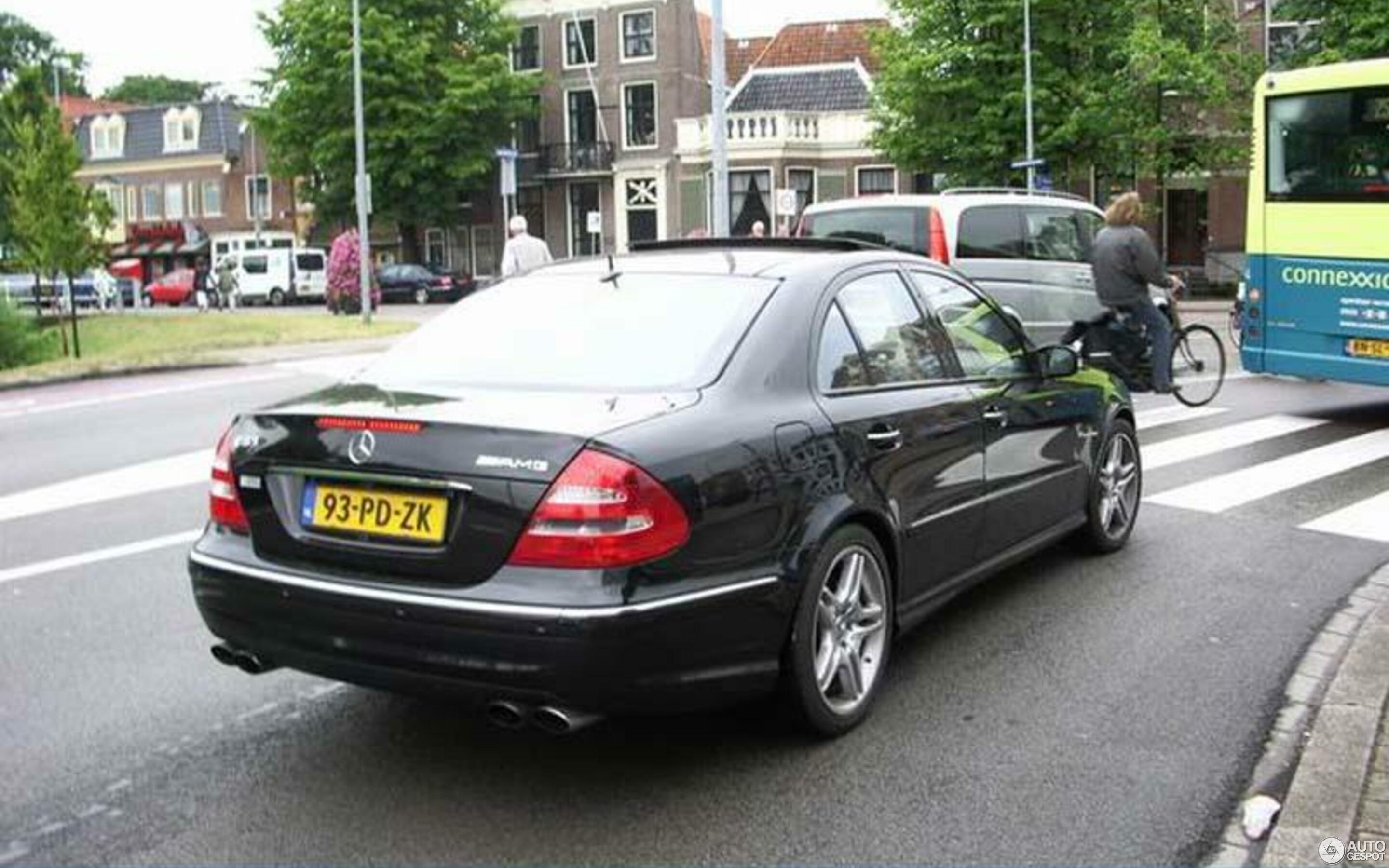 Mercedes-Benz E 55 AMG