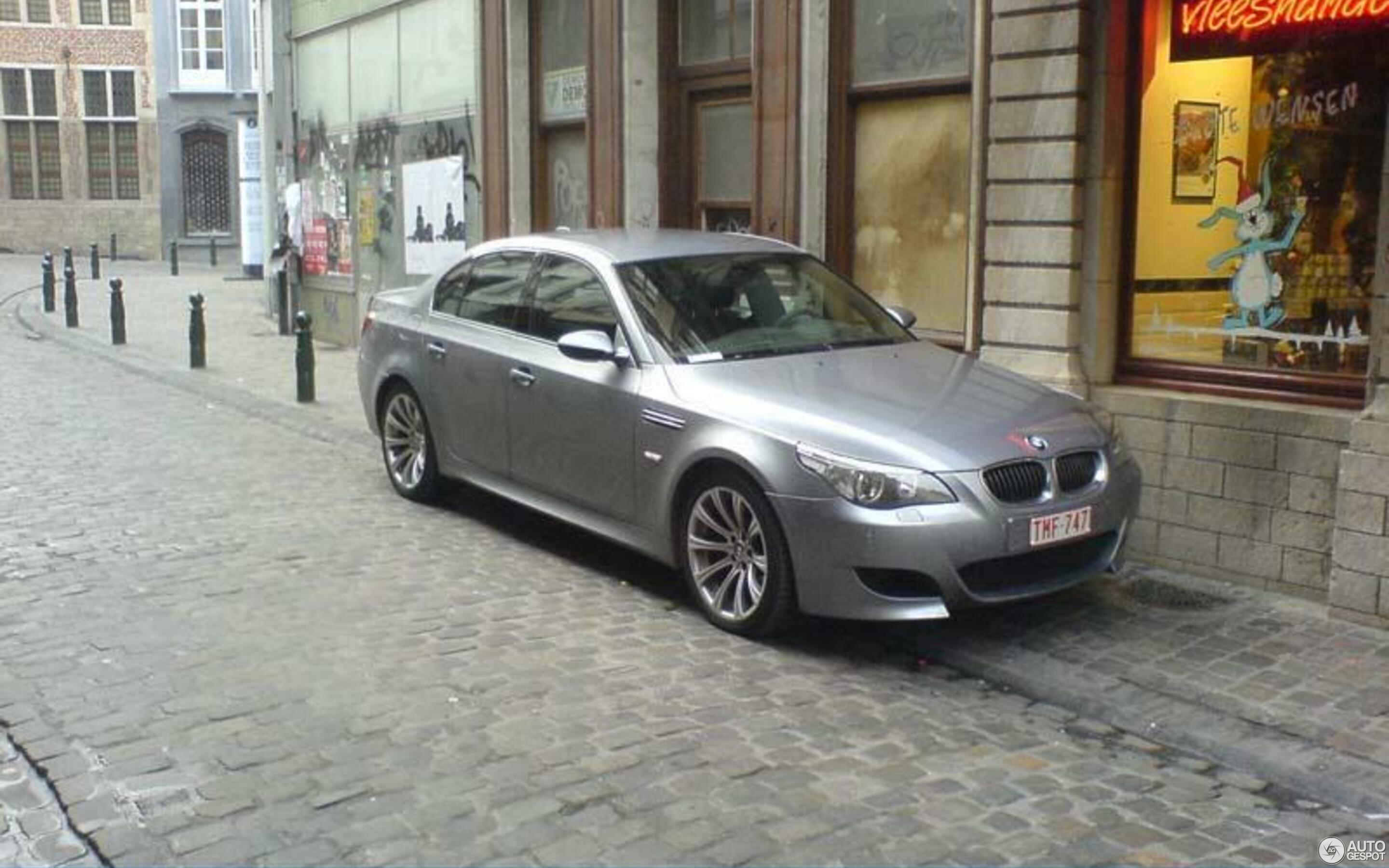 BMW M5 E60 2005