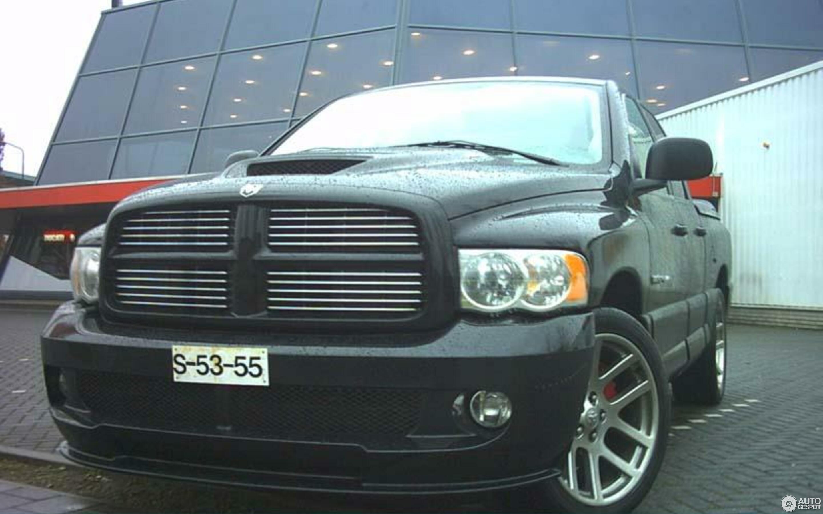 Dodge RAM SRT-10 Quad-Cab