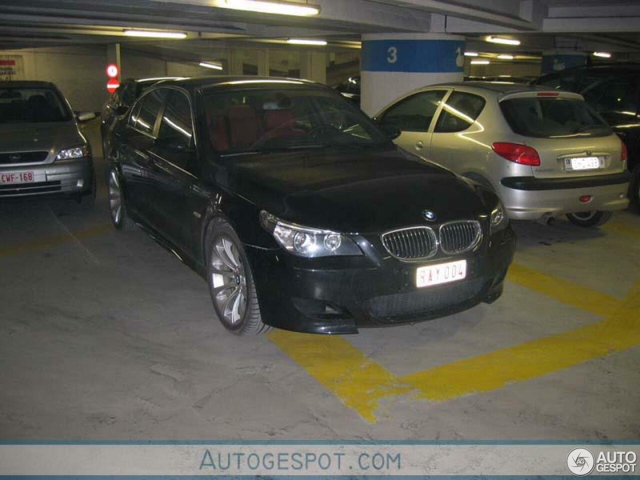 BMW M5 E60 2005