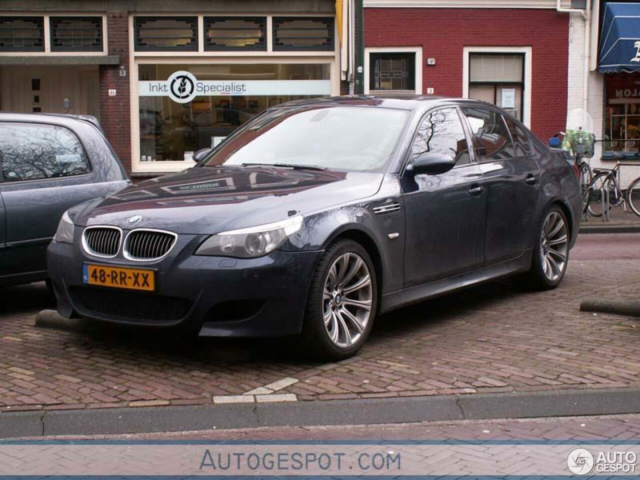 BMW M5 E60 2005