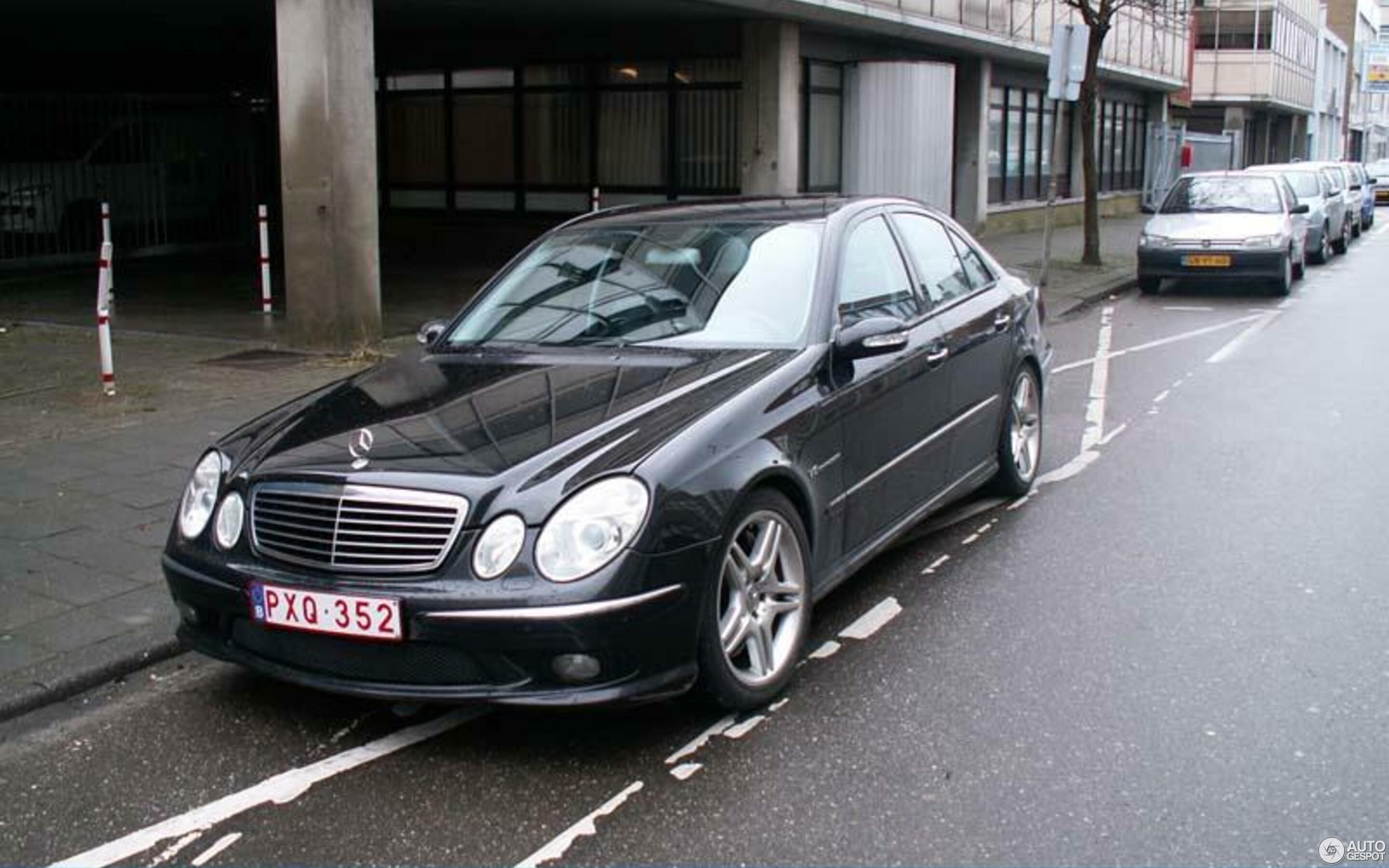 Mercedes-Benz E 55 AMG