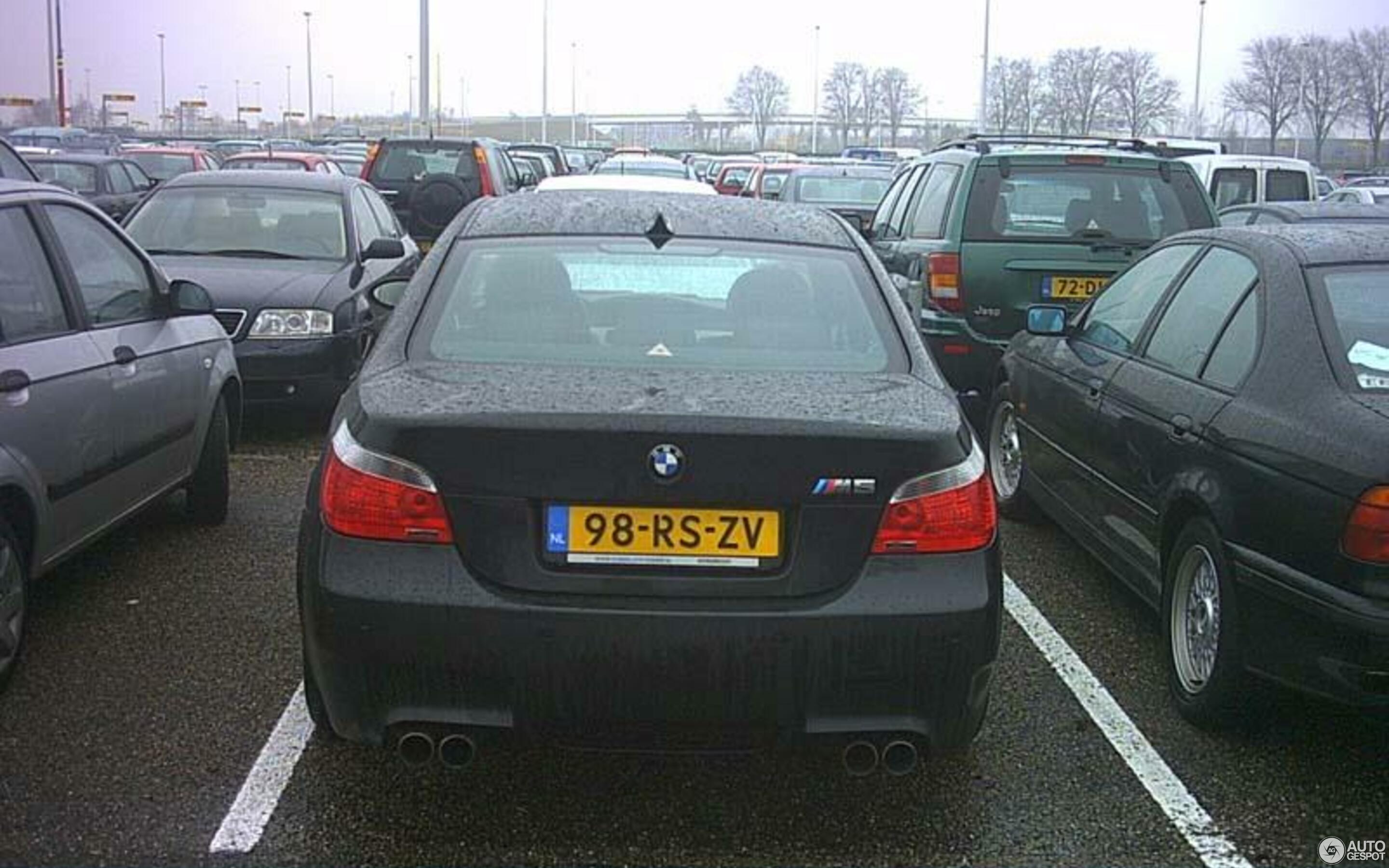 BMW M5 E60 2005