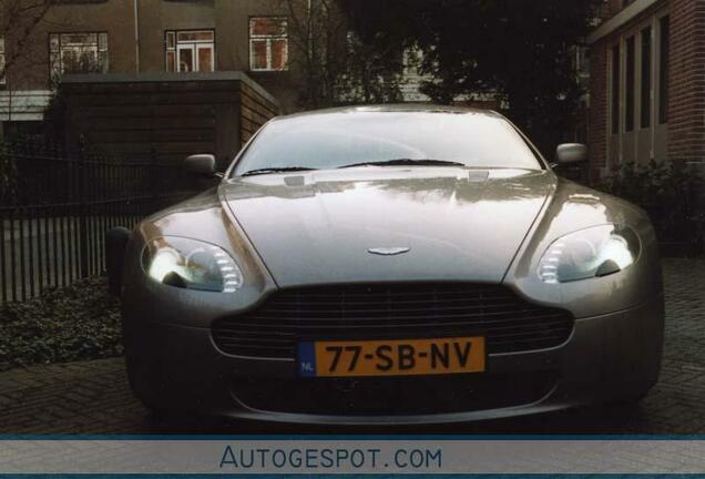 Aston Martin V8 Vantage