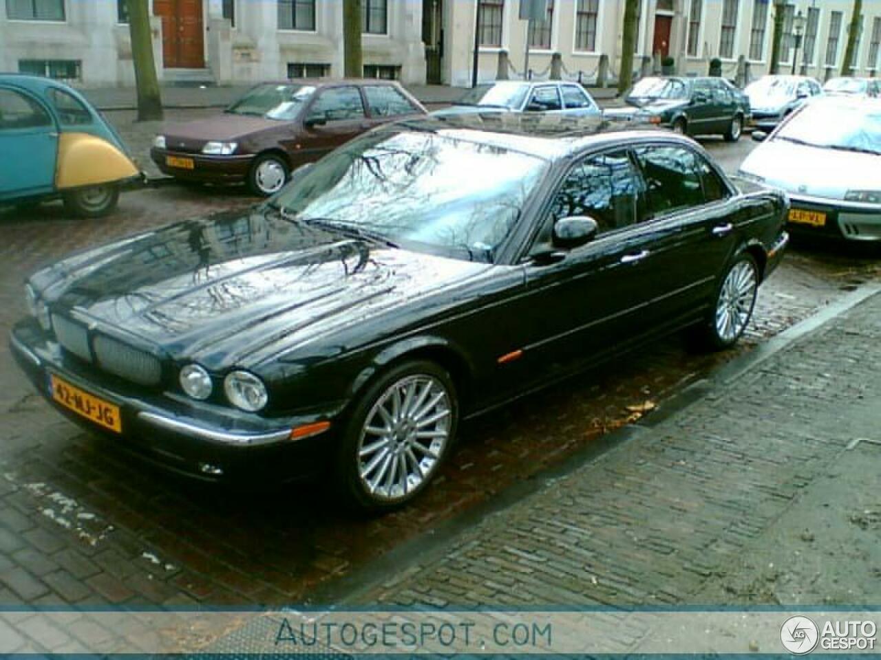 Jaguar XJR