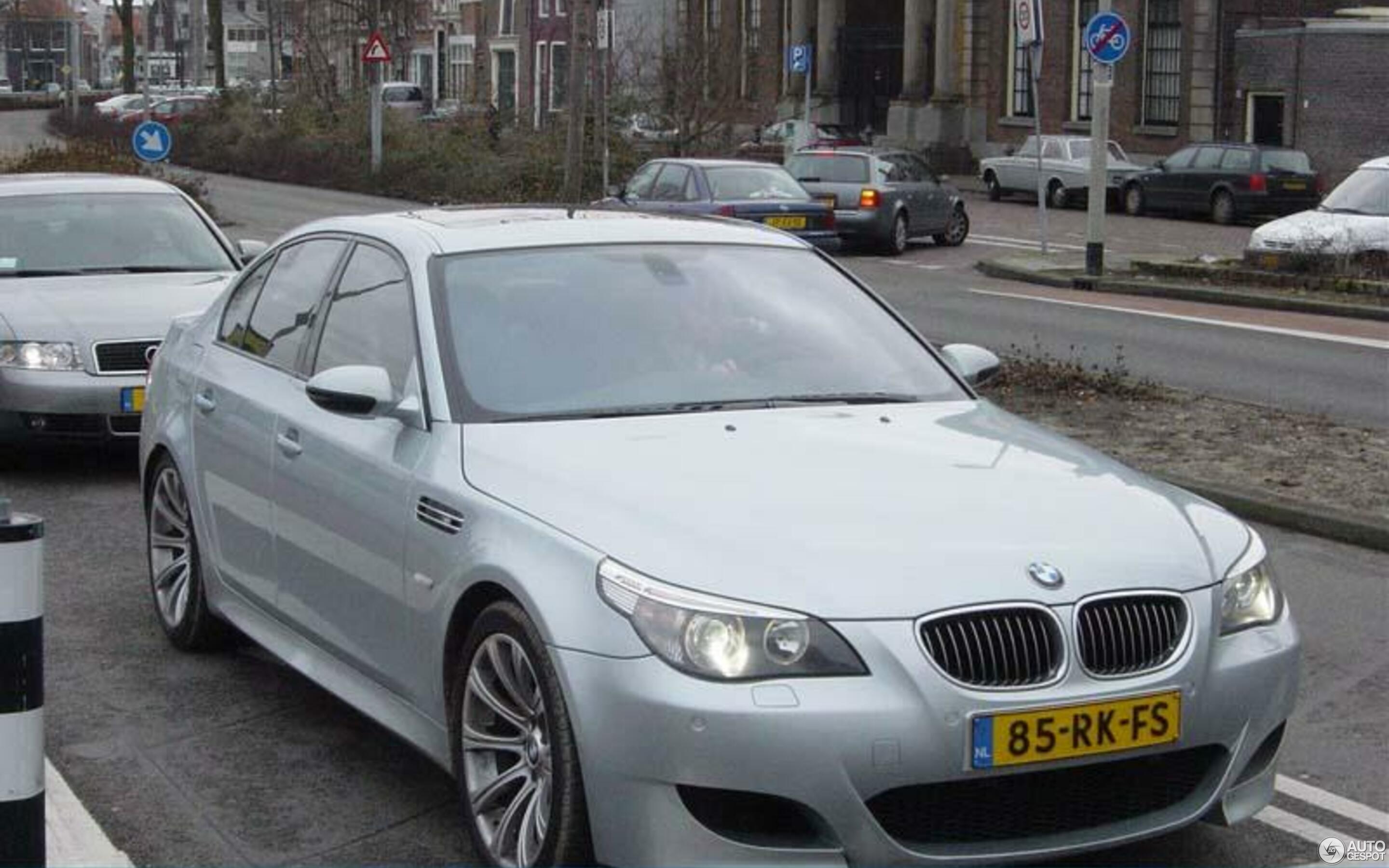 BMW M5 E60 2005