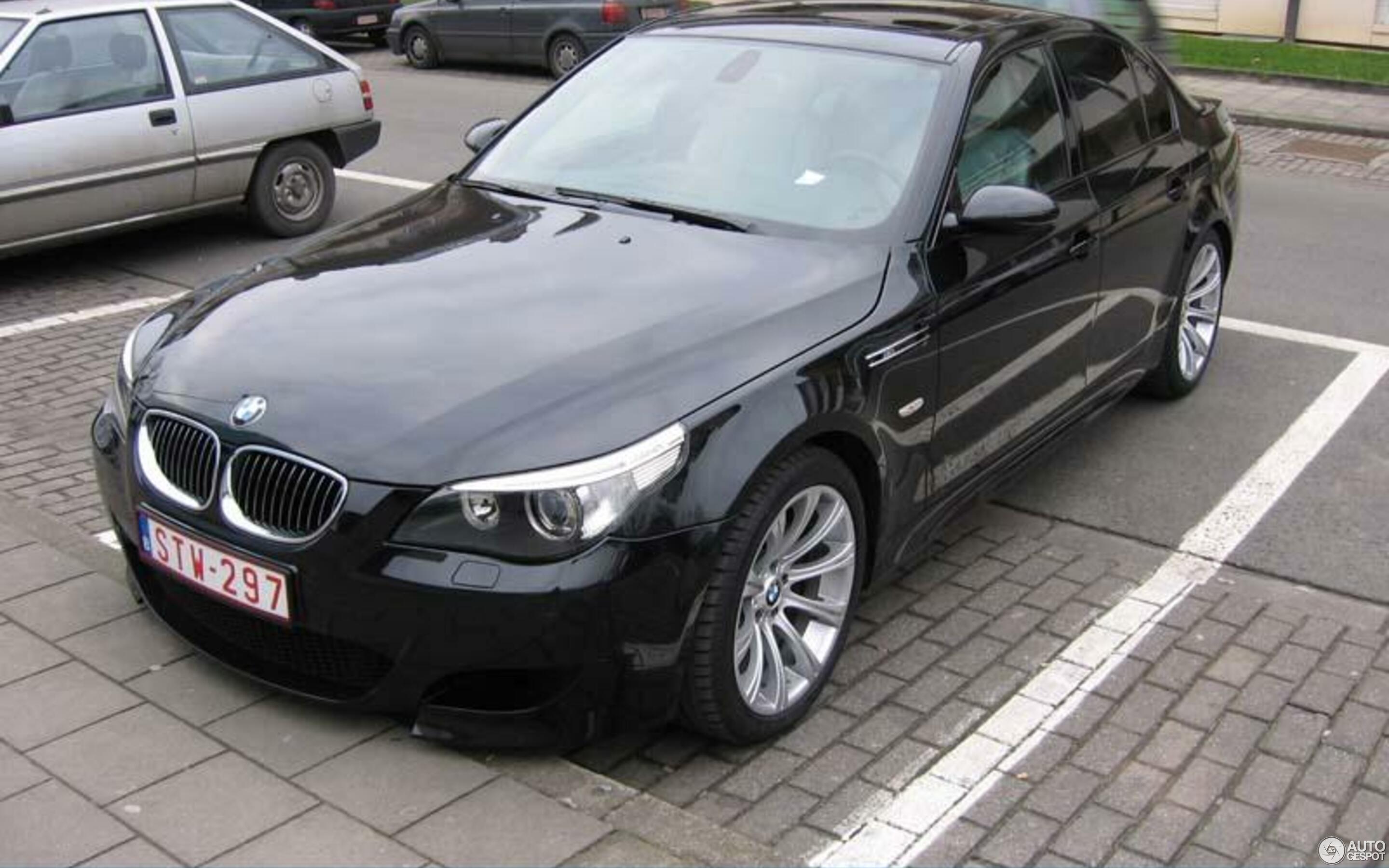 BMW M5 E60 2005