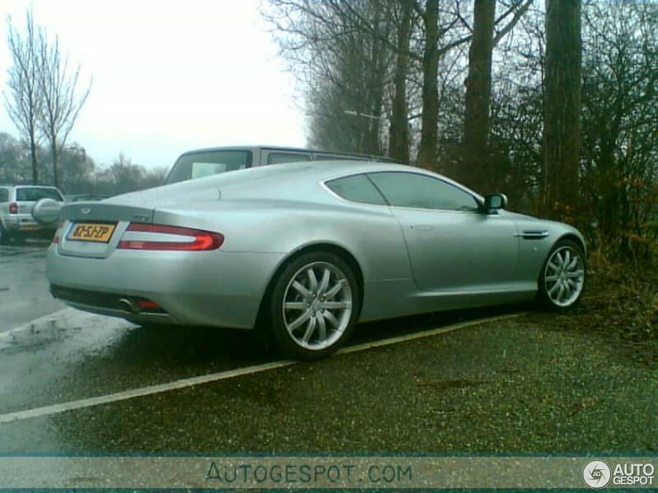 Aston Martin DB9