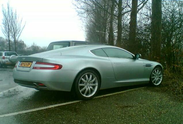 Aston Martin DB9