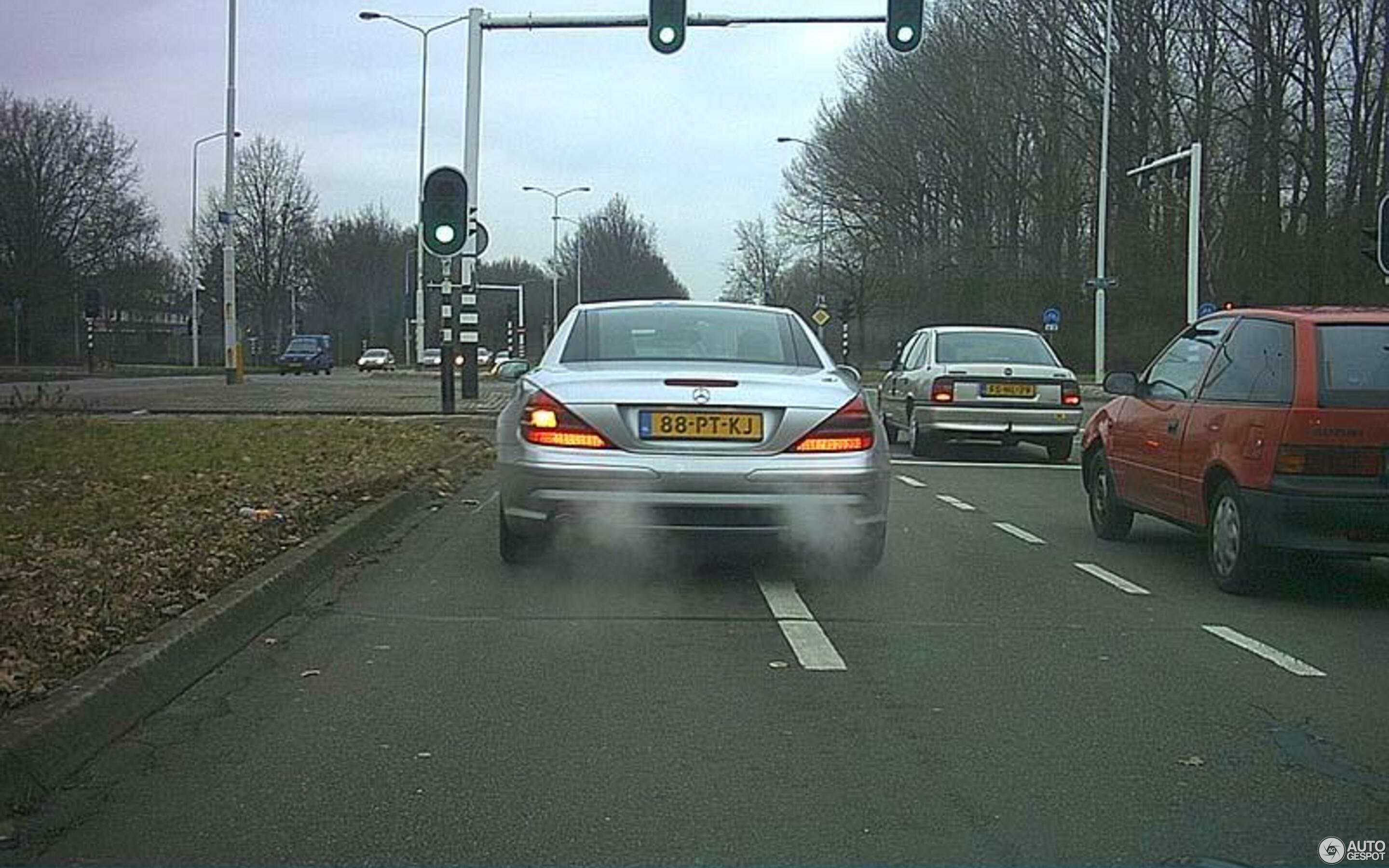 Mercedes-Benz SL 55 AMG R230