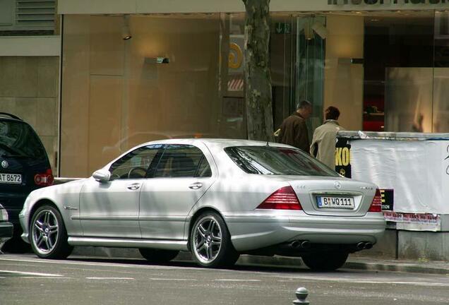 Mercedes-Benz S 65 AMG W220