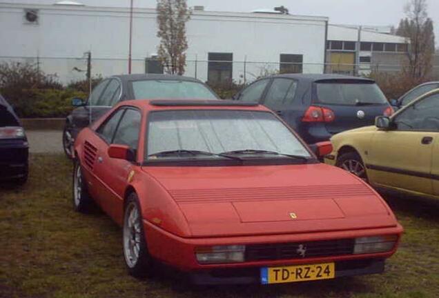 Ferrari Mondial 3.2