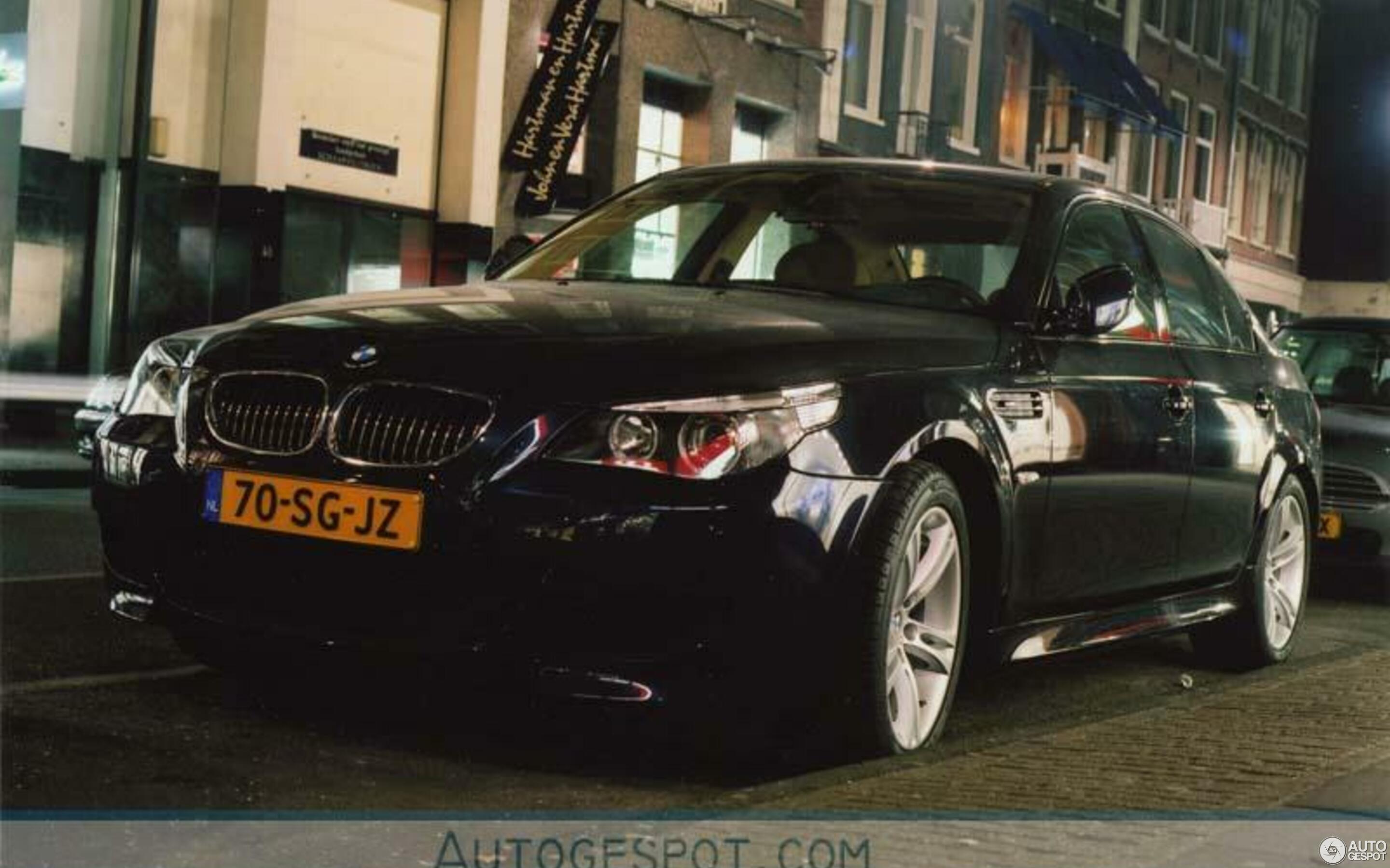 BMW M5 E60 2005