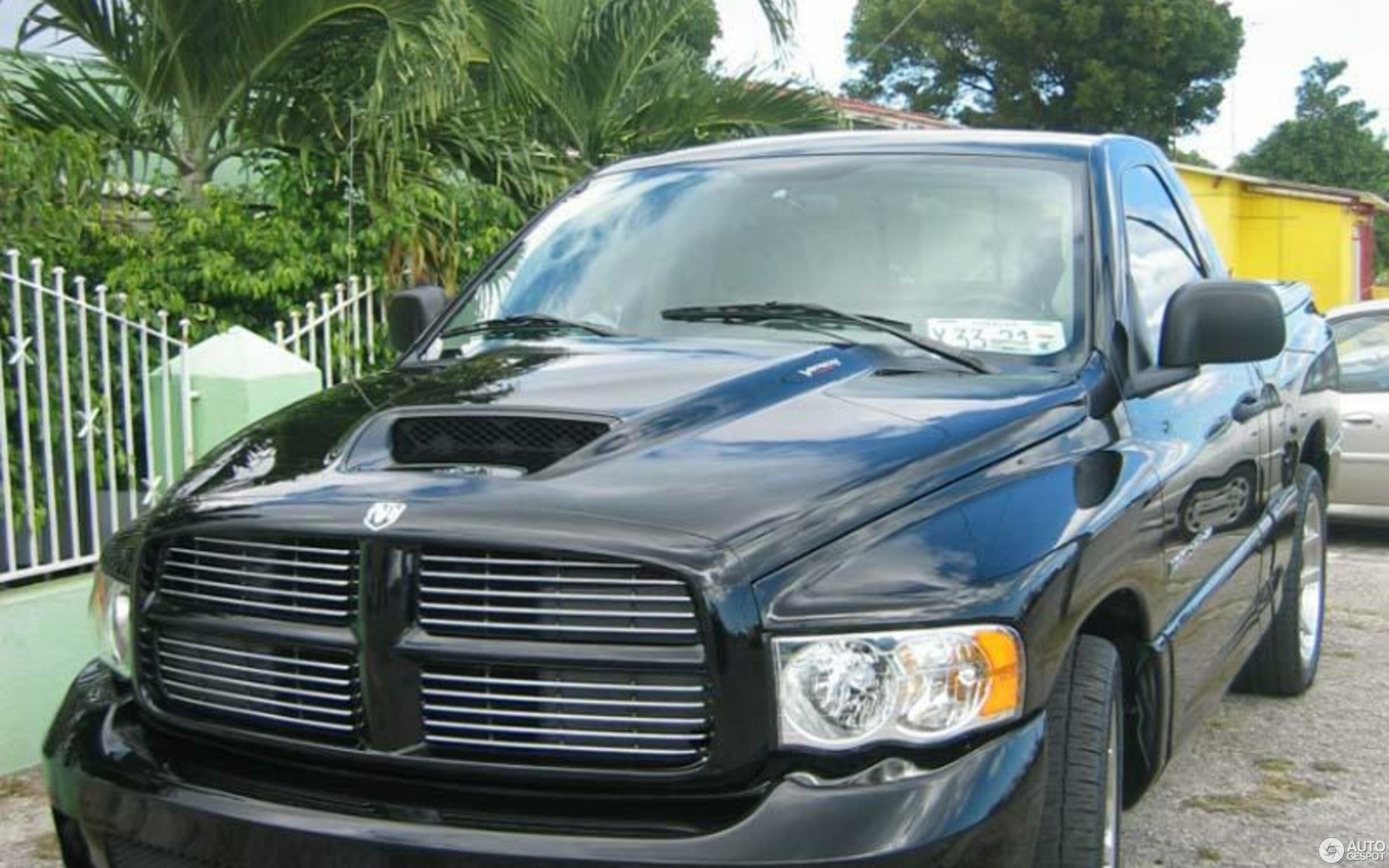 Dodge RAM SRT-10