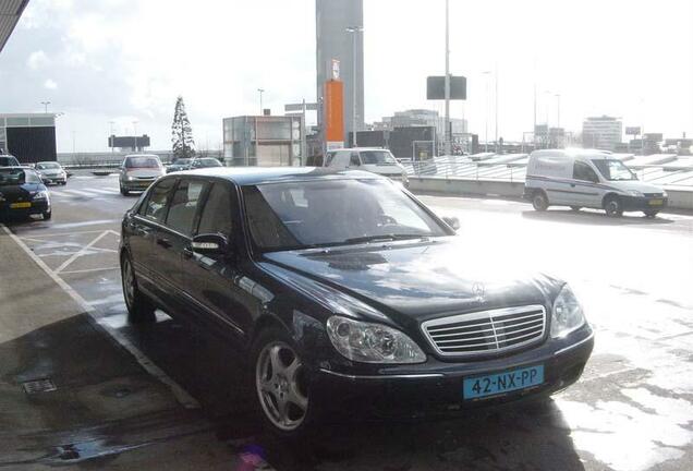 Mercedes-Benz S 600 Pullman