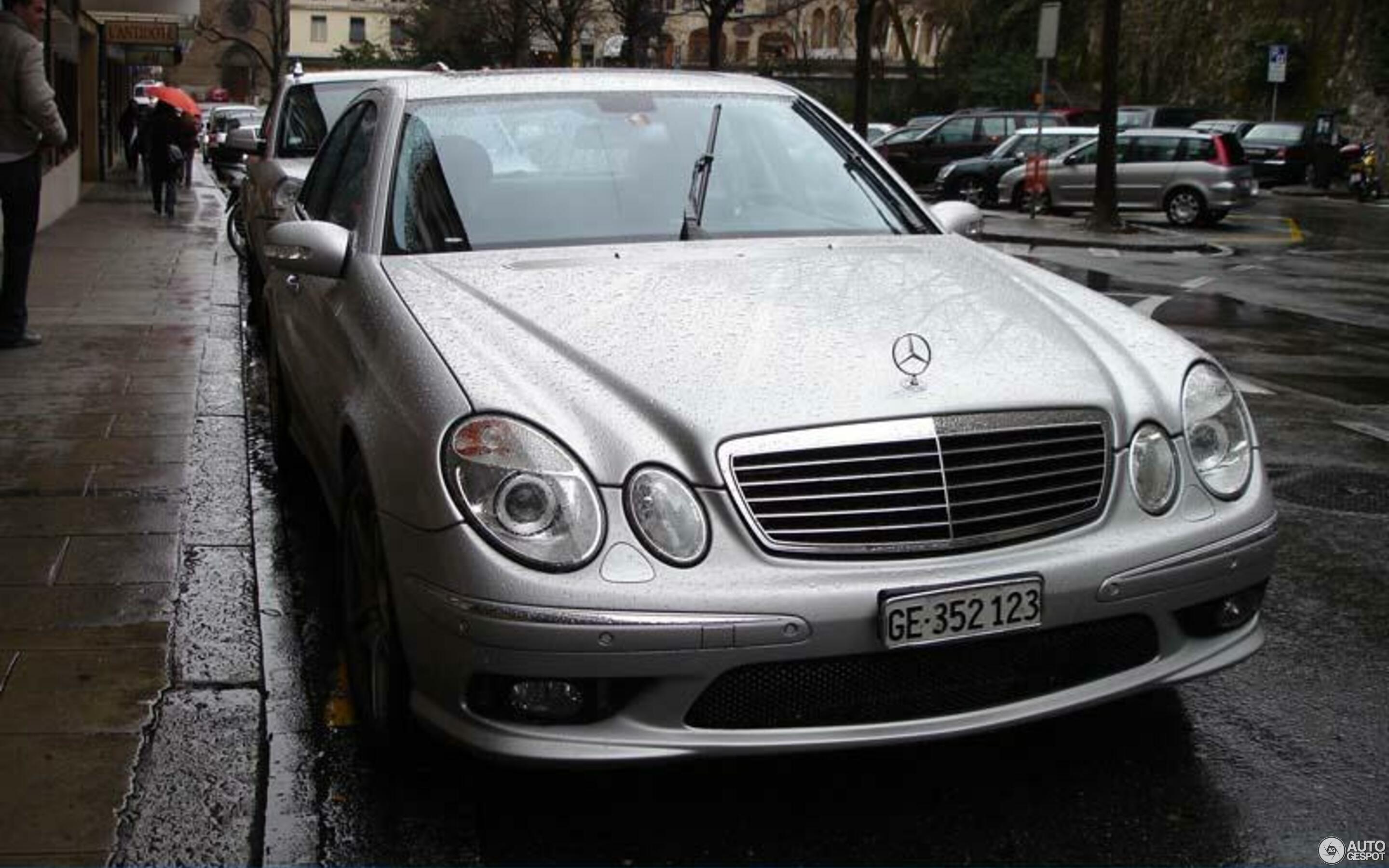 Mercedes-Benz E 55 AMG