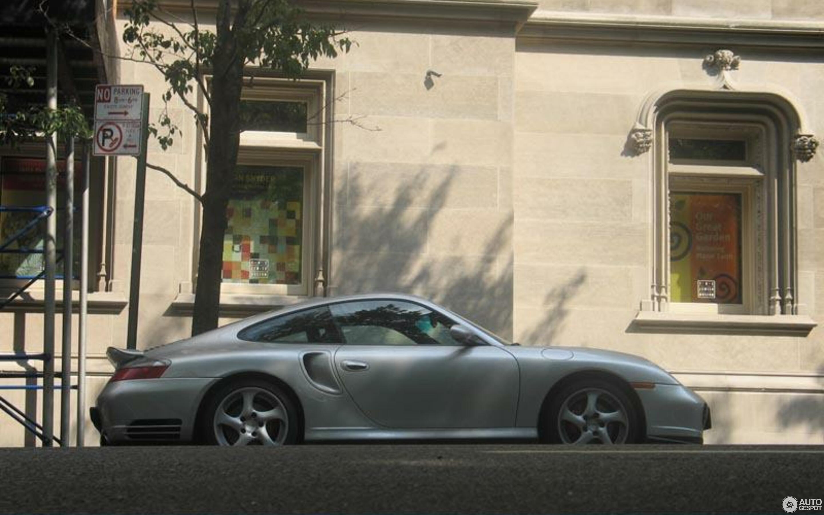 Porsche 996 Turbo