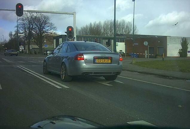 Audi RS6 Sedan C5