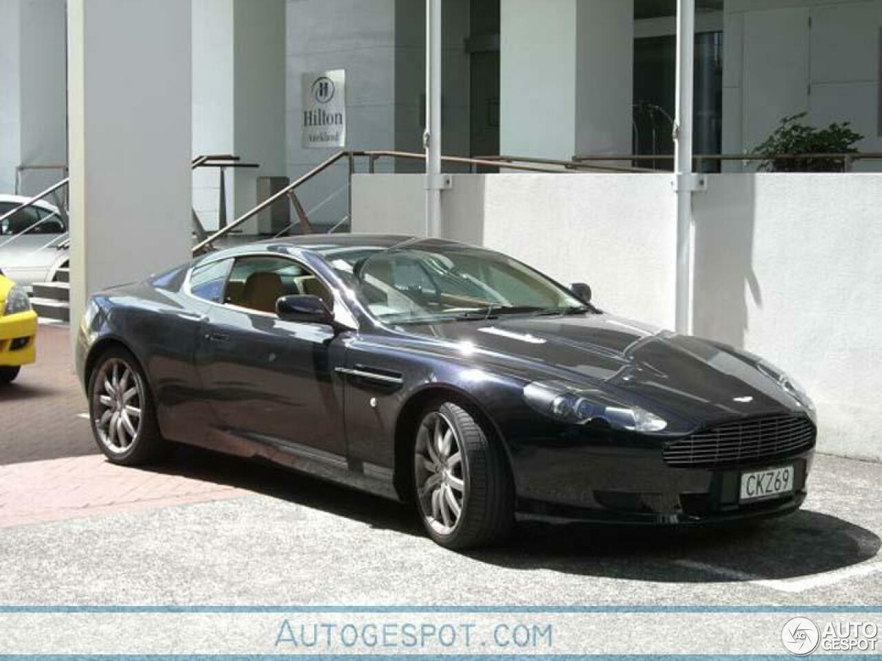 Aston Martin DB9