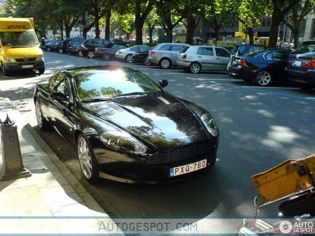 Aston Martin DB9