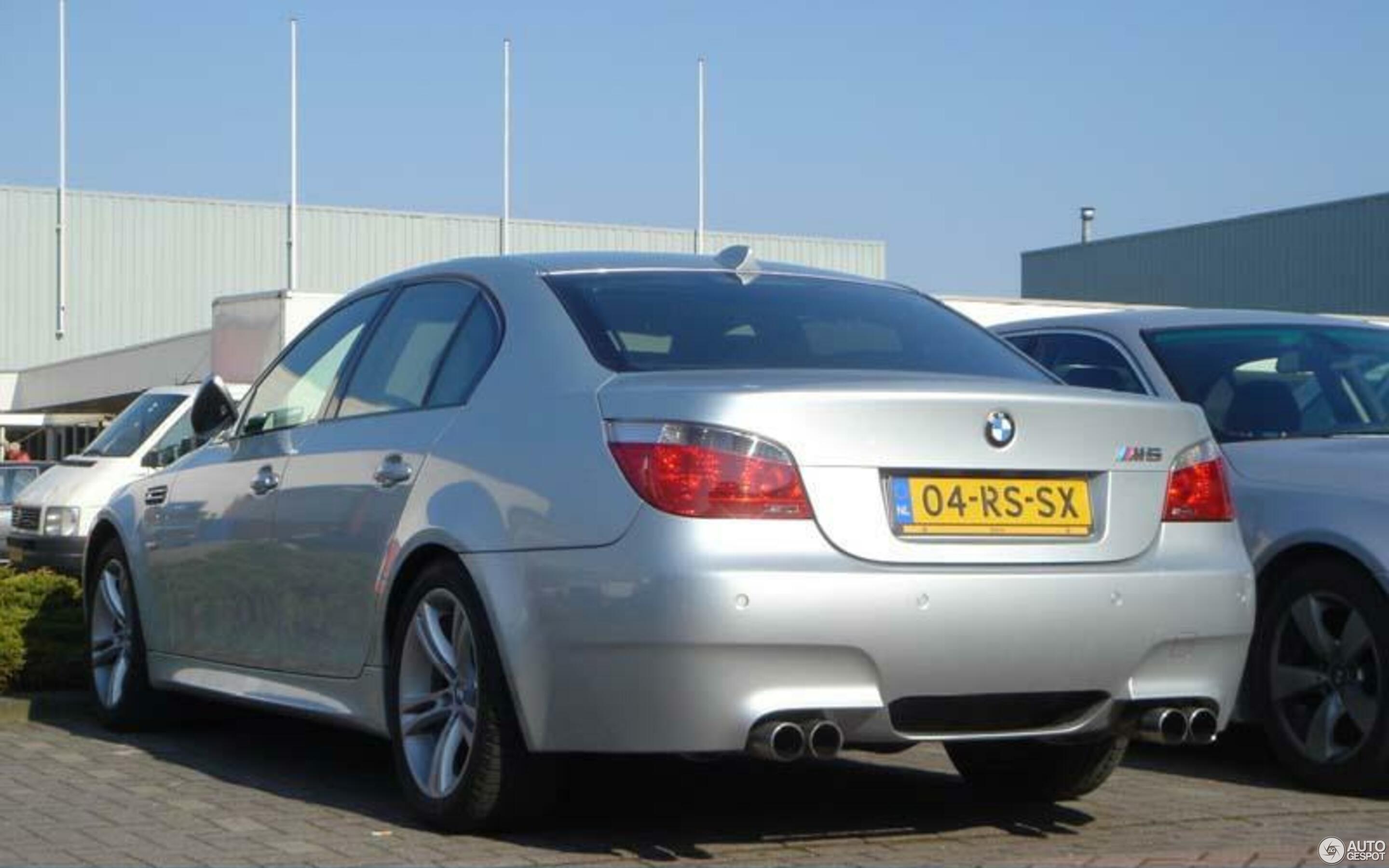 BMW M5 E60 2005