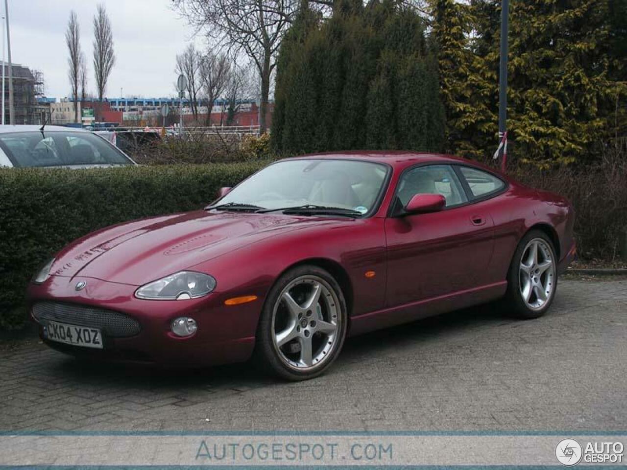 Jaguar XKR