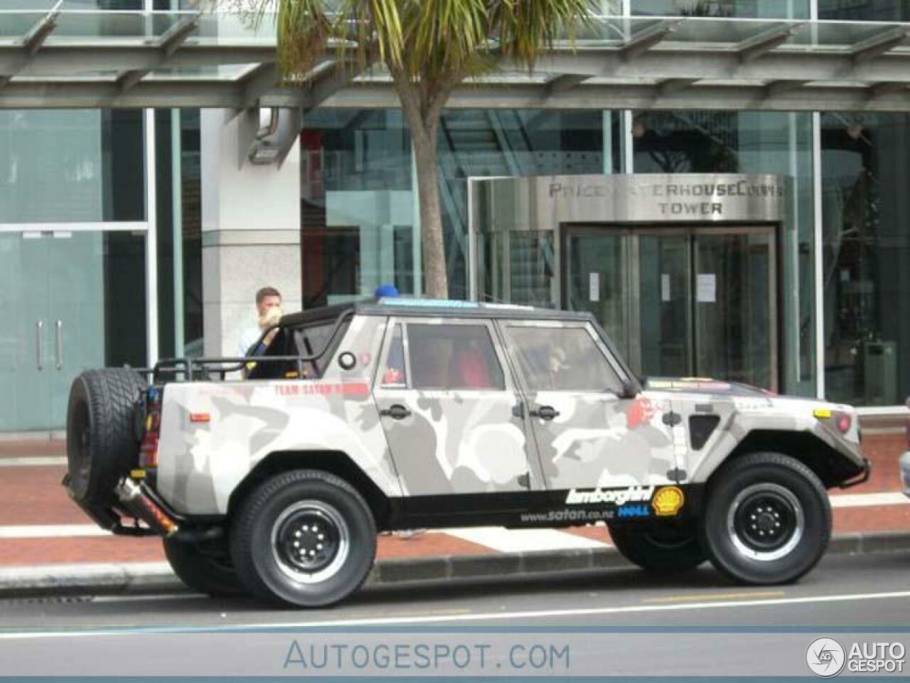 Lamborghini LM002