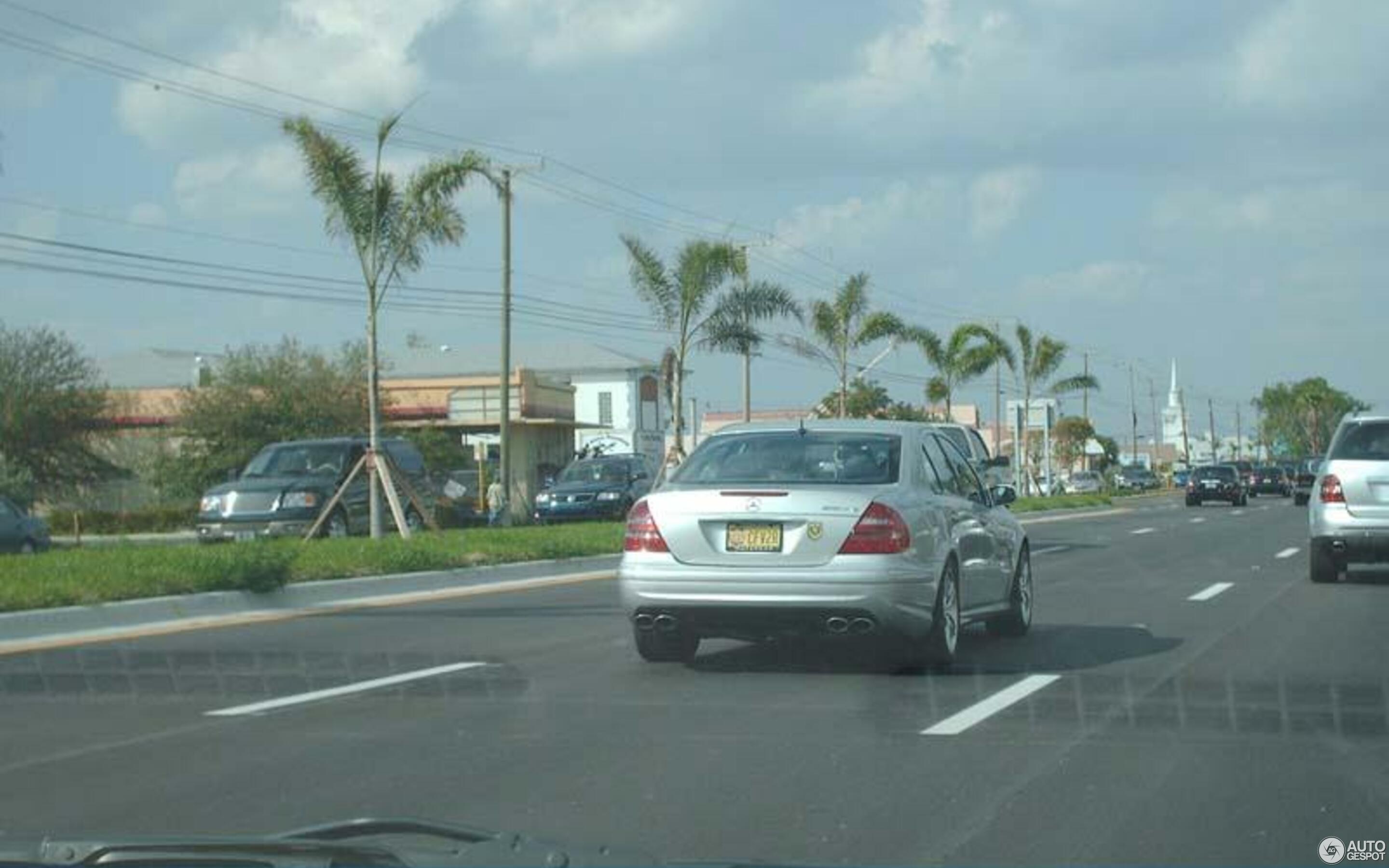 Mercedes-Benz E 55 AMG