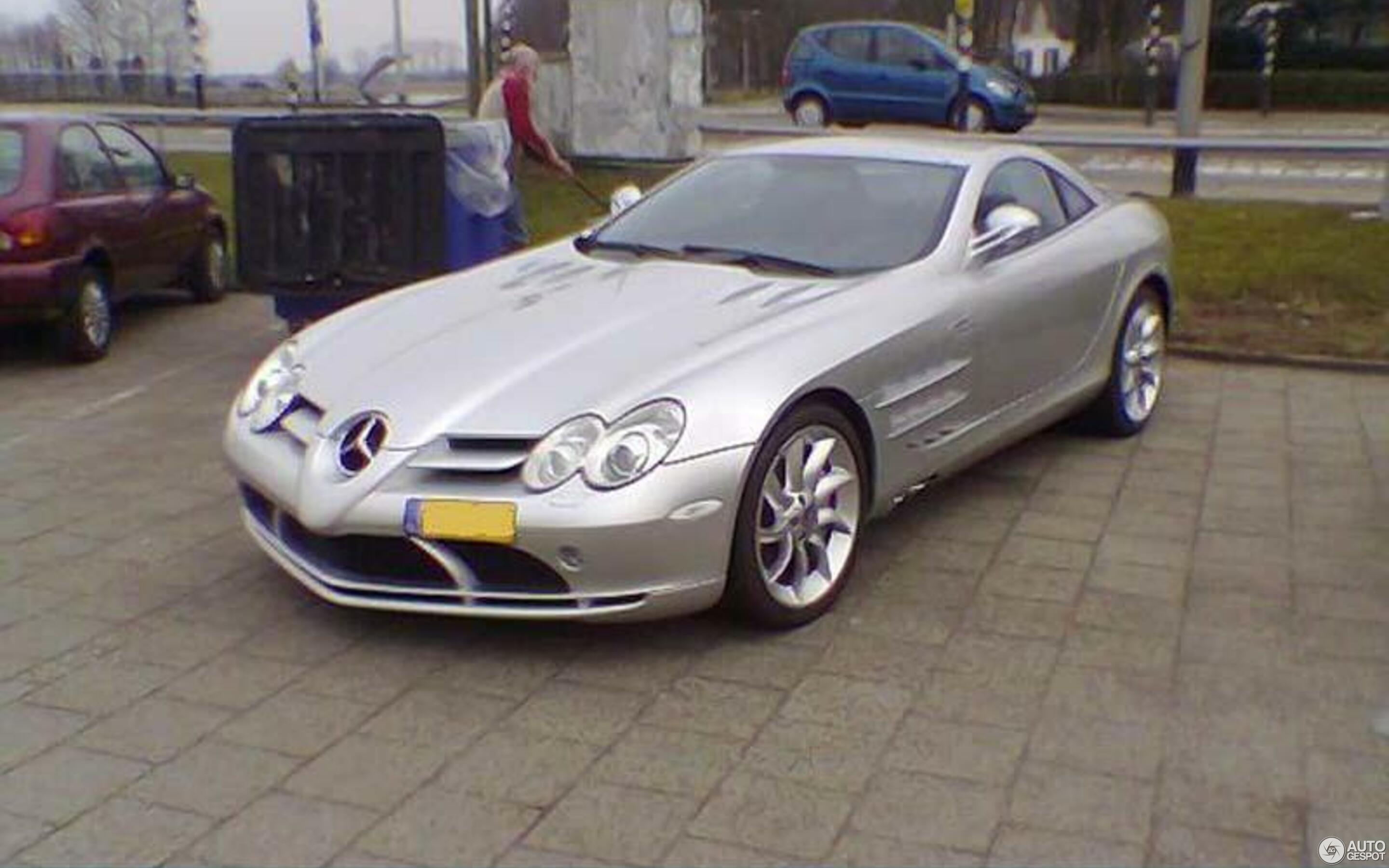 Mercedes-Benz SLR McLaren