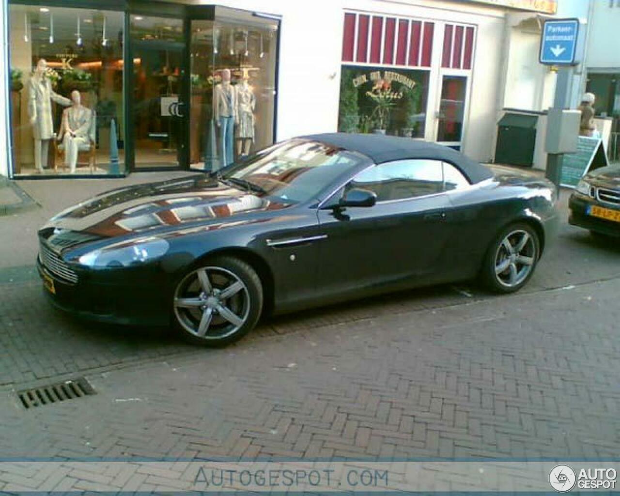 Aston Martin DB9 Volante