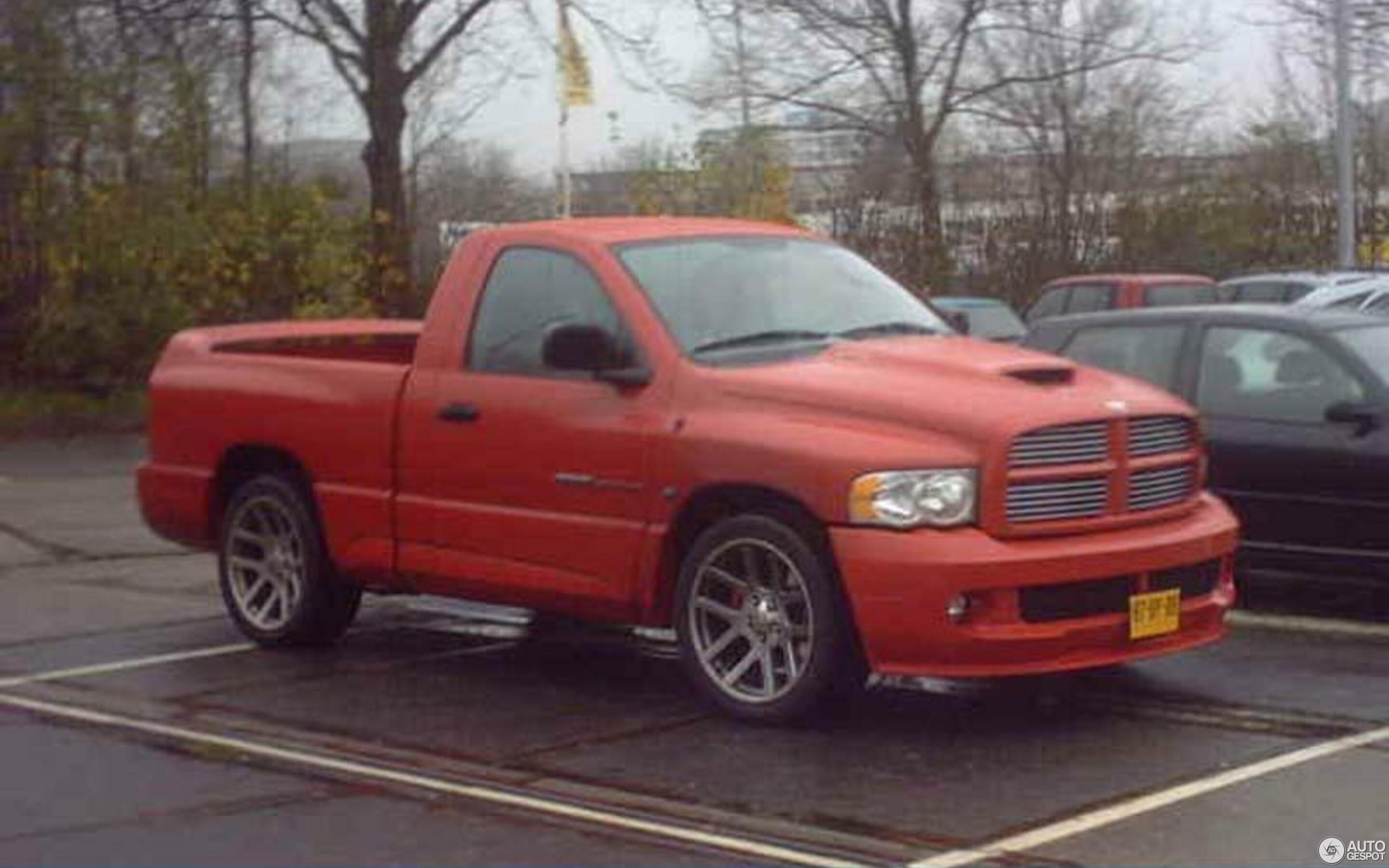 Dodge RAM SRT-10