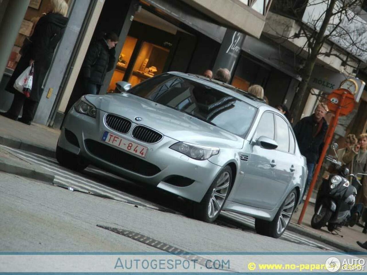 BMW M5 E60 2005