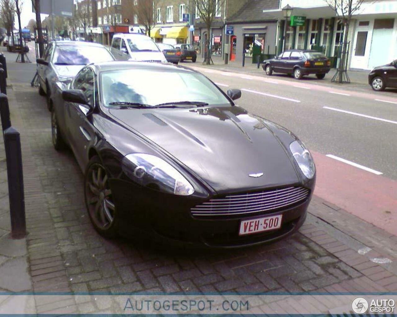 Aston Martin DB9