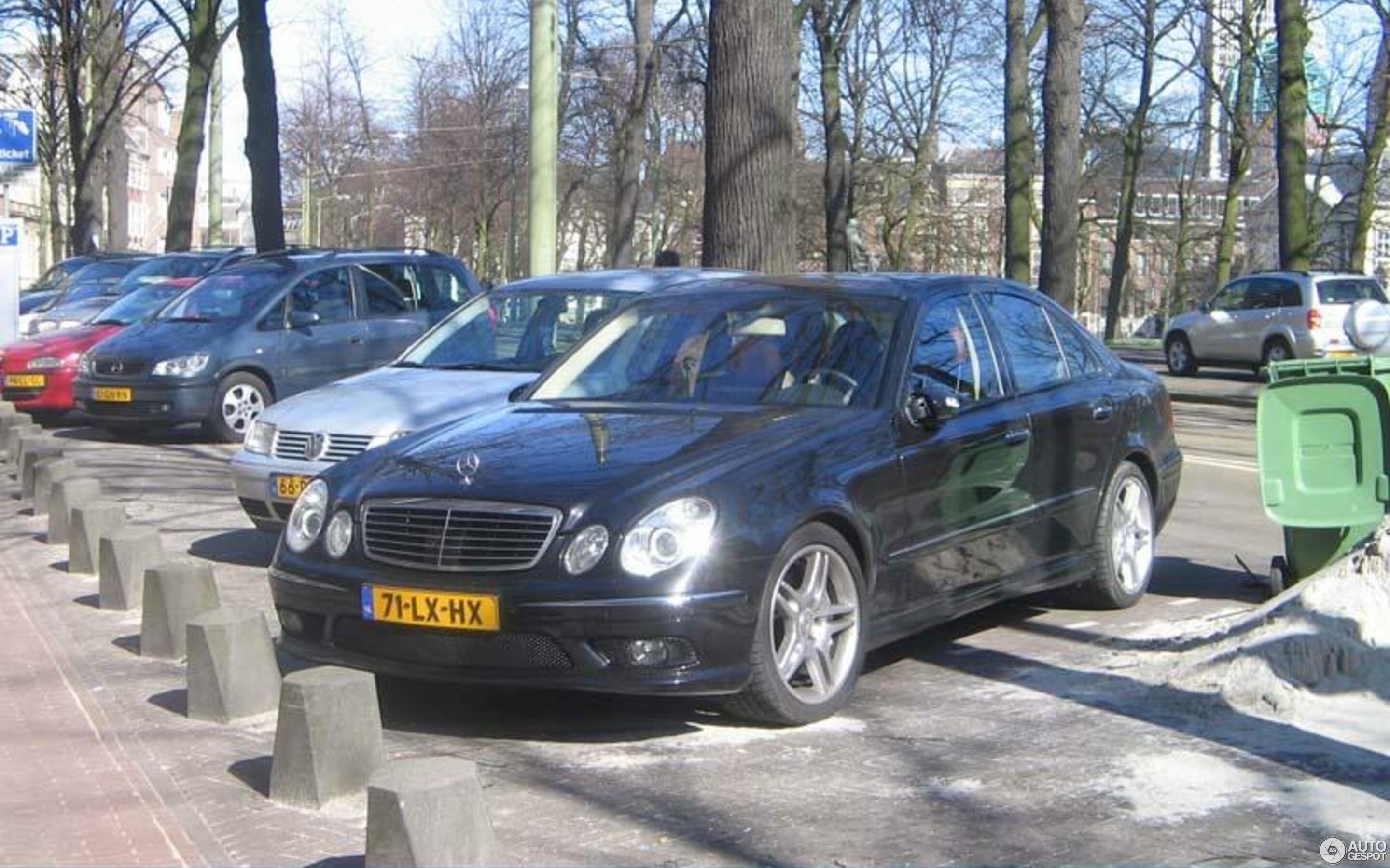 Mercedes-Benz E 55 AMG