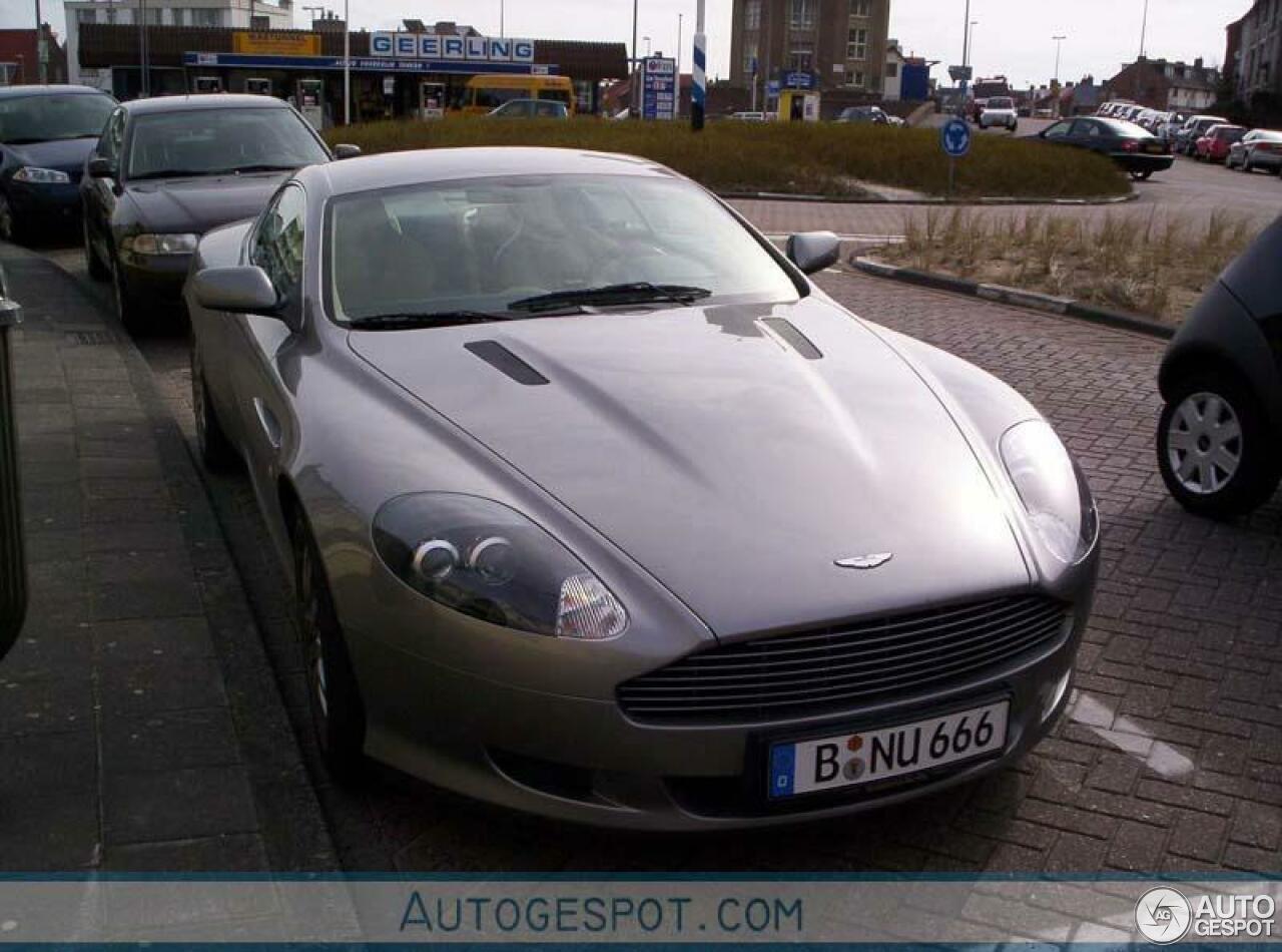 Aston Martin DB9