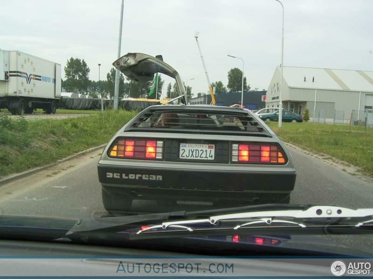 DeLorean DMC-12