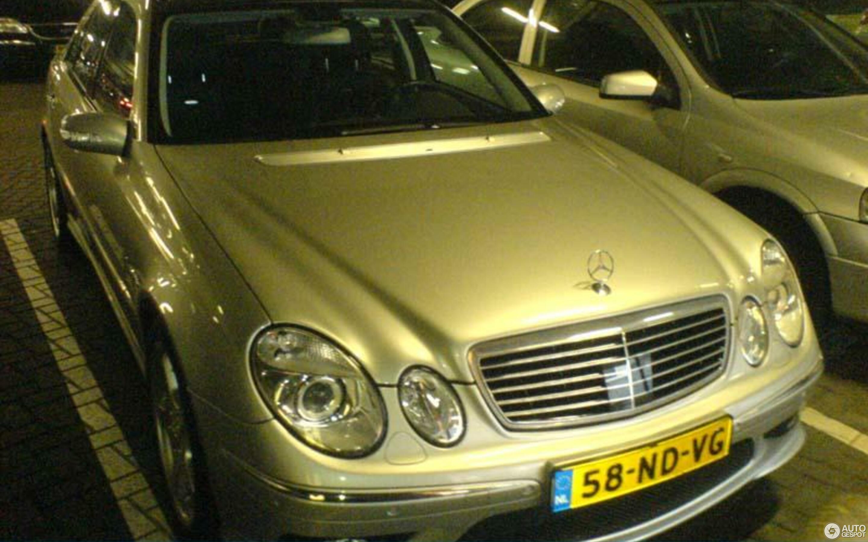 Mercedes-Benz E 55 AMG