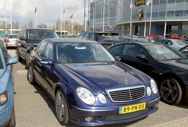 Mercedes-Benz E 55 AMG