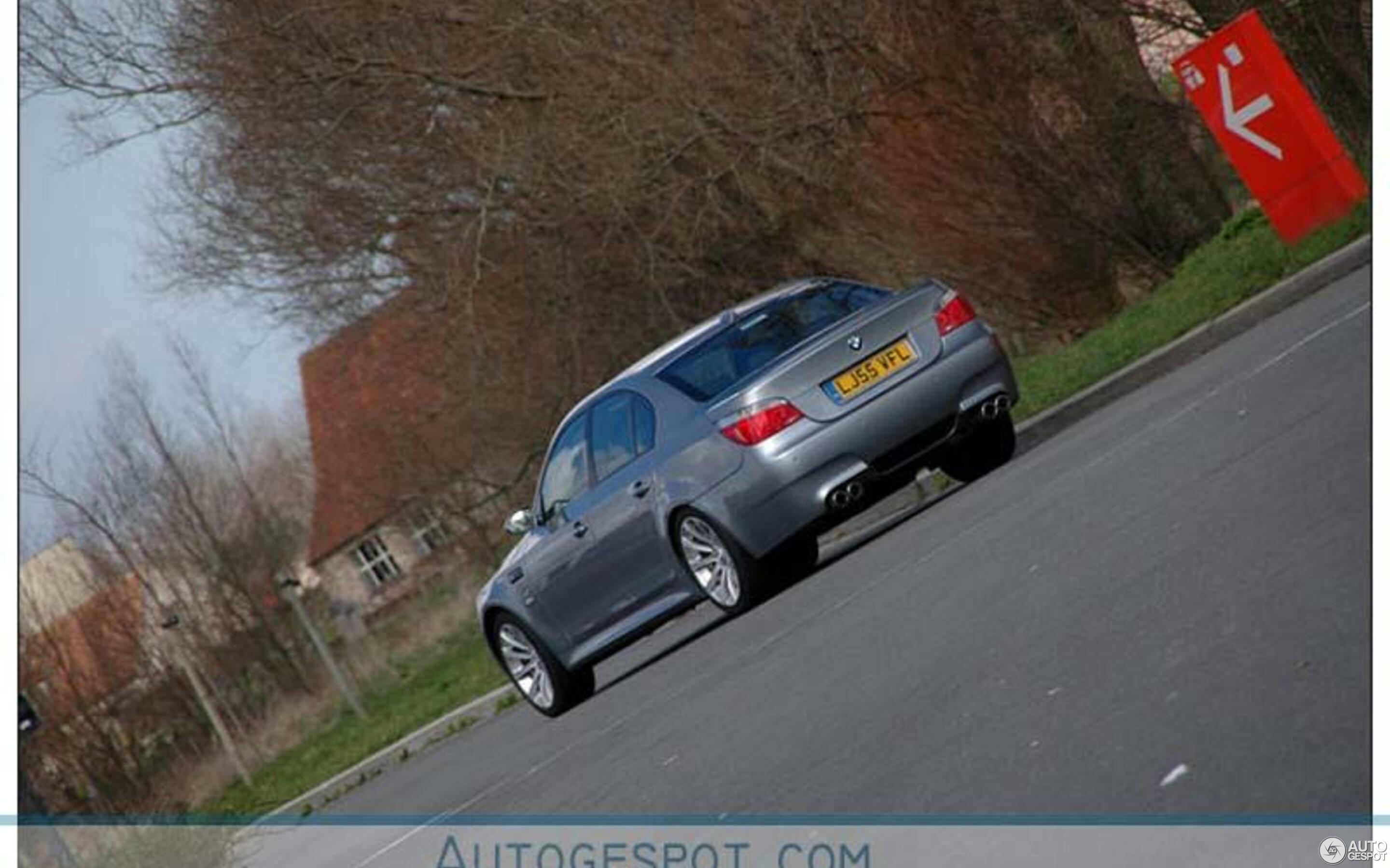 BMW M5 E60 2005