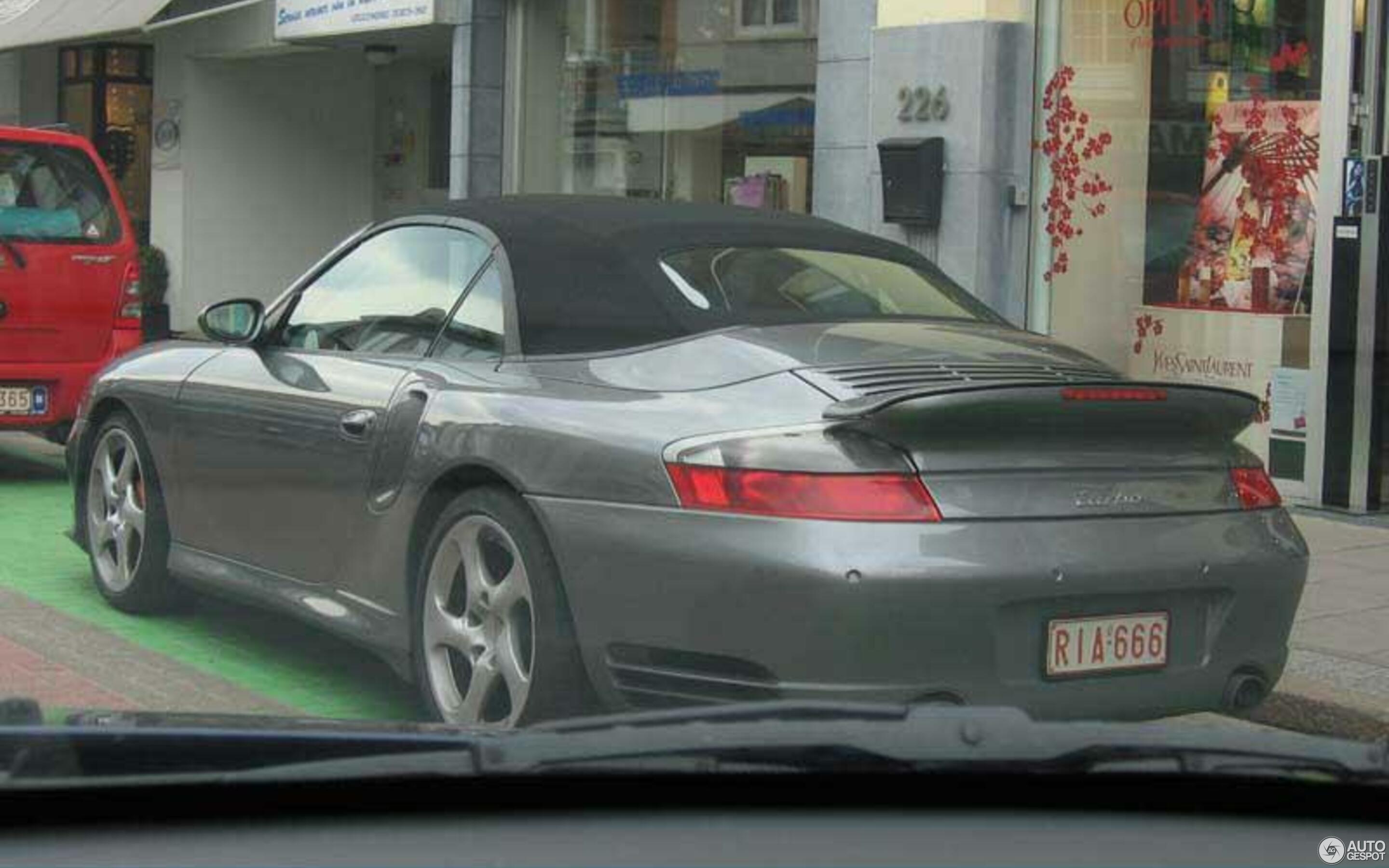 Porsche 996 Turbo Cabriolet