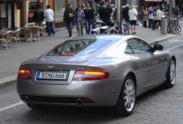 Aston Martin DB9