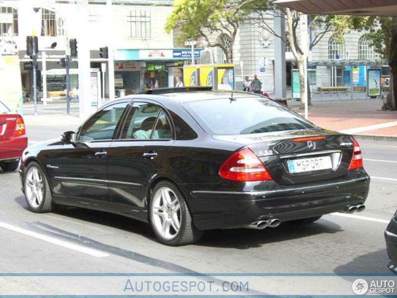 Mercedes-Benz E 55 AMG