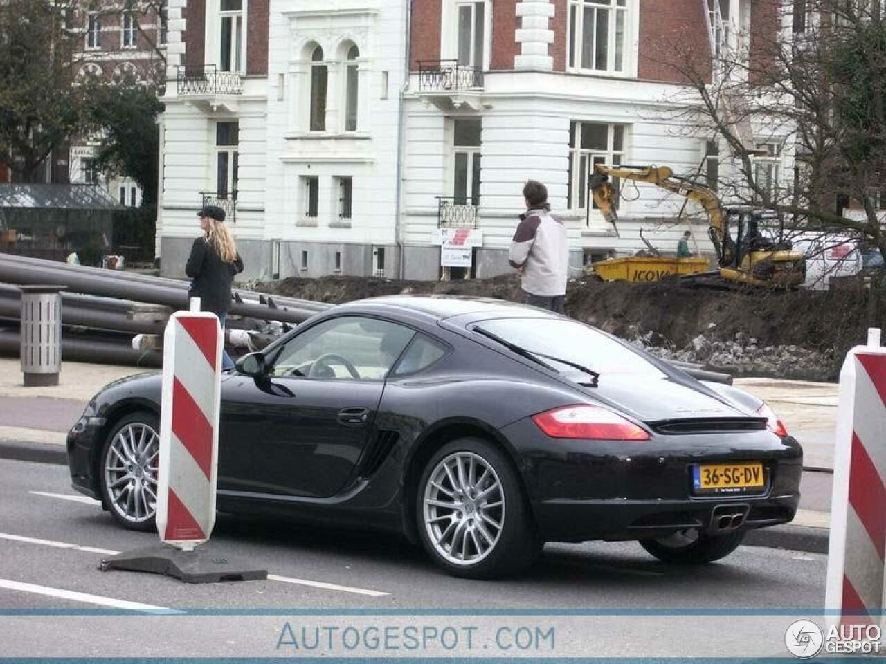 Porsche 987 Cayman S