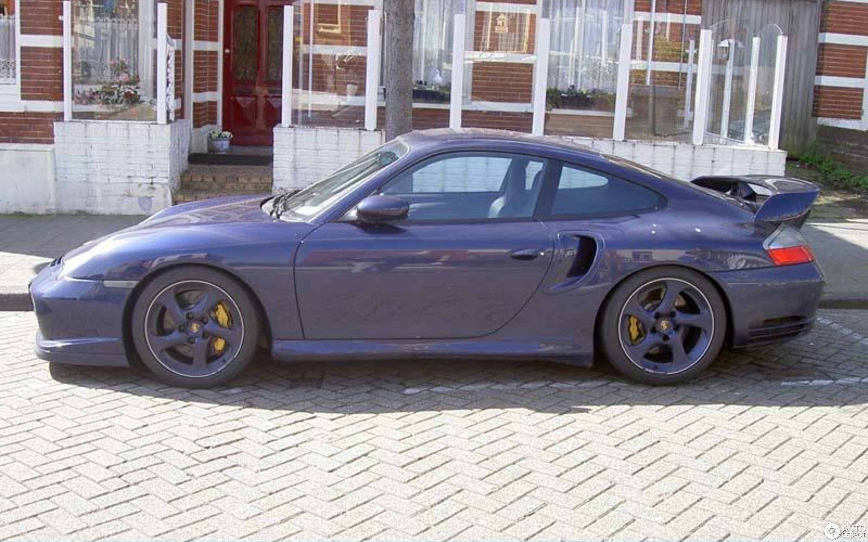 Porsche 996 GT2 Edo Competition