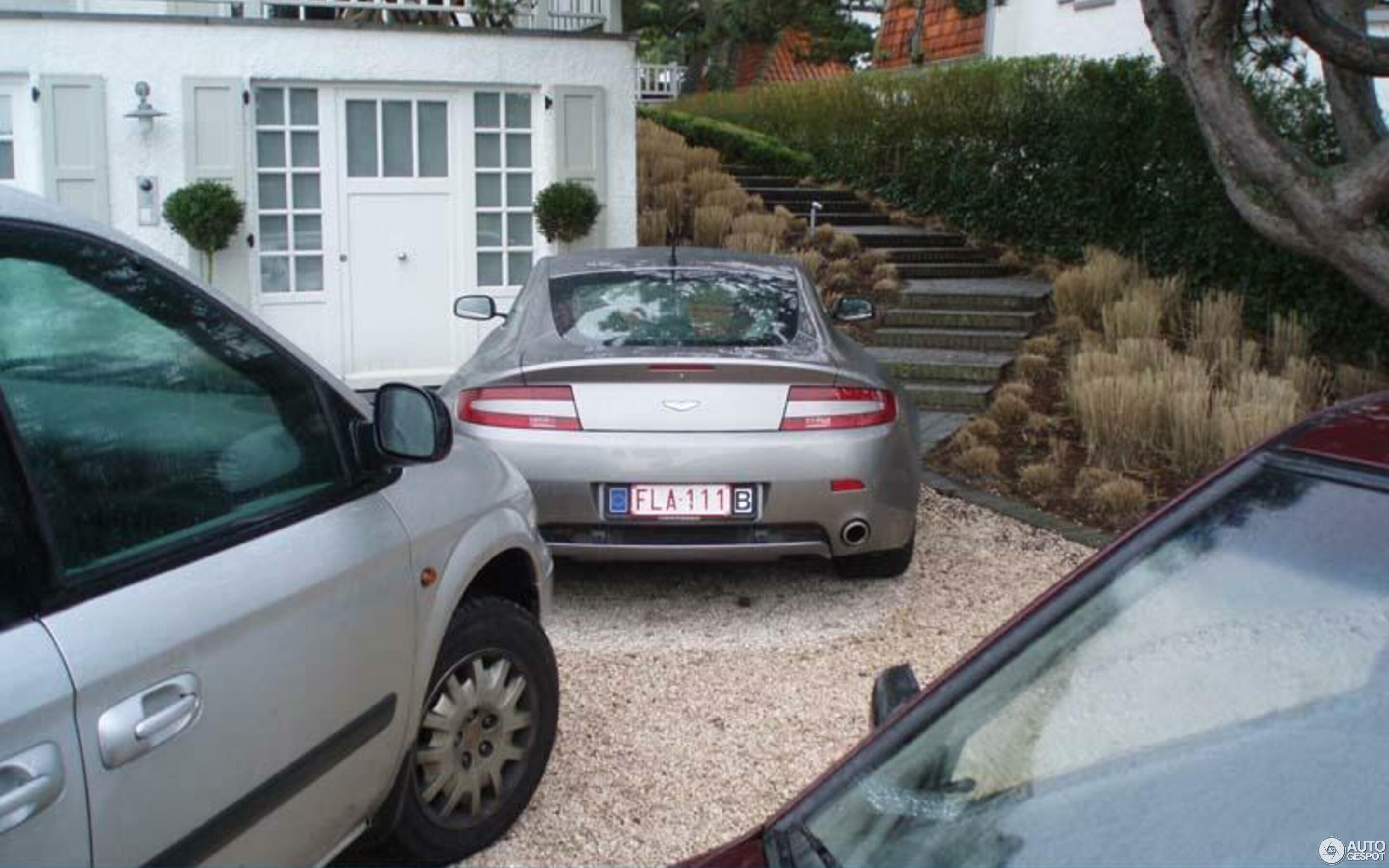 Aston Martin V8 Vantage