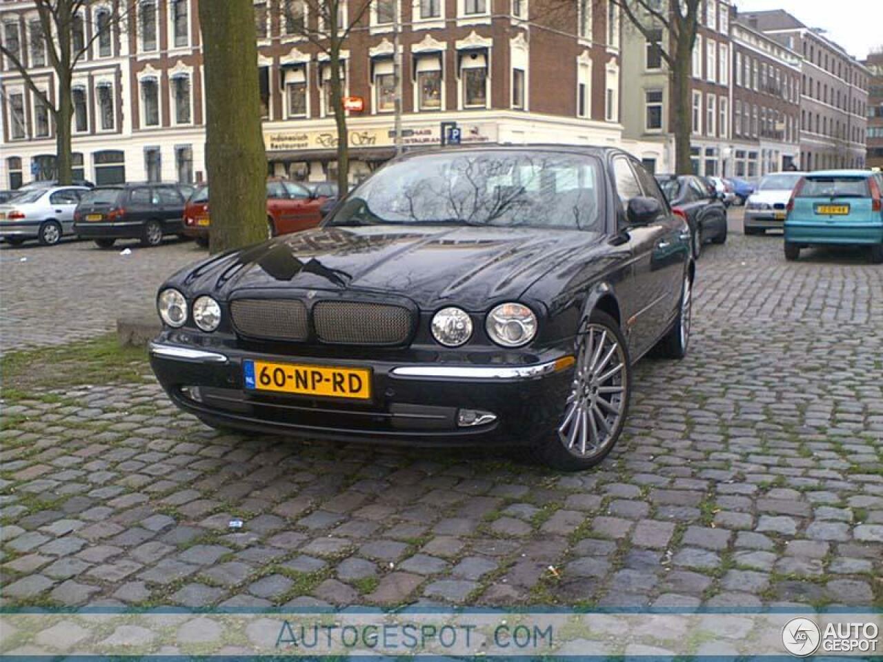 Jaguar XJR