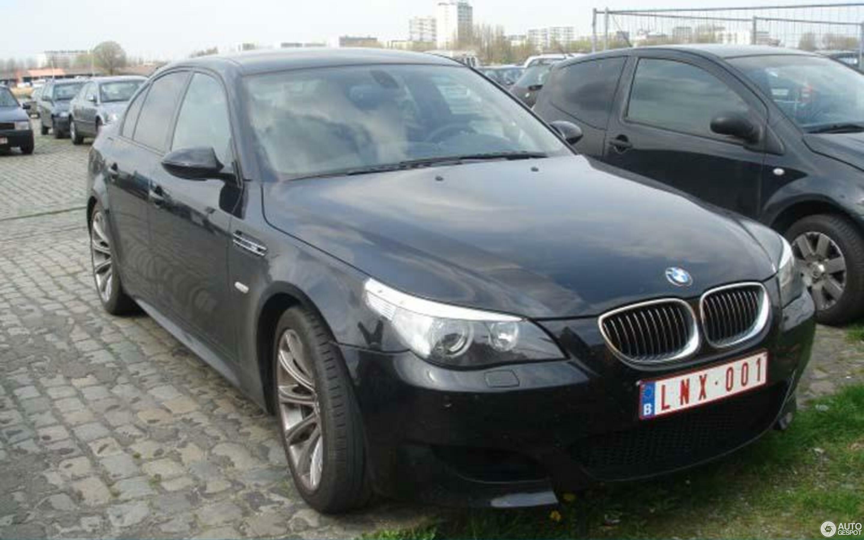 BMW M5 E60 2005